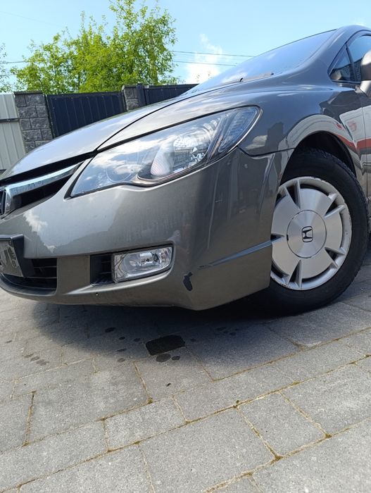 Honda Civic VIII hybrid 1,3 ima варіатор 4D