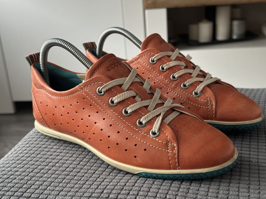 Damskie sneakersy Ecco w kapitalnym  stanie