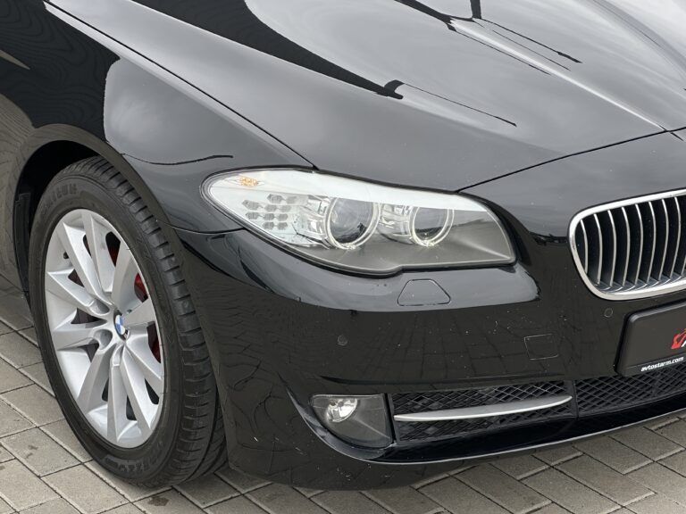 Продається автом, модель f11, 520,      в гарному стані, сів і поїхав.