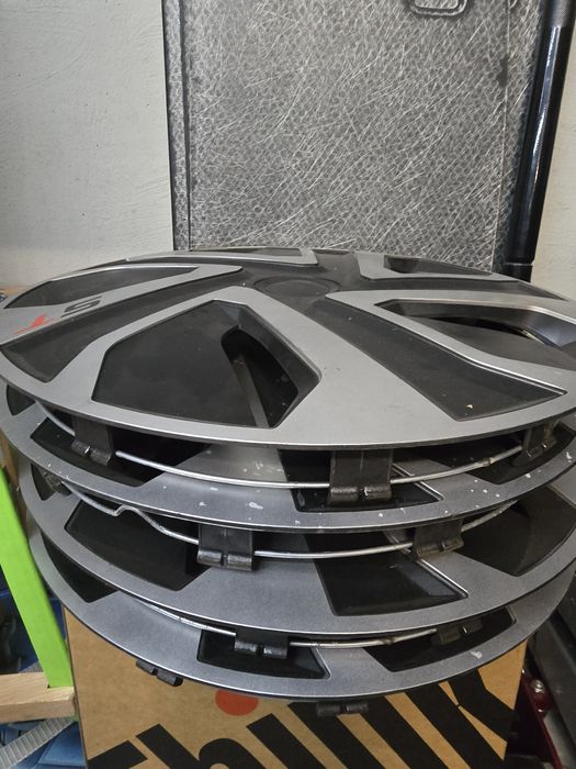 Kołpaki na felgi 16"