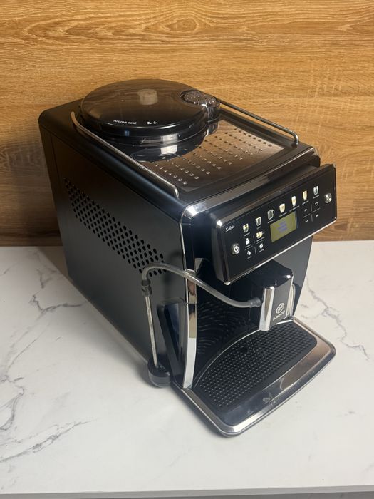 Кавомашина Philips Saeco Xelsis з Гарантією !