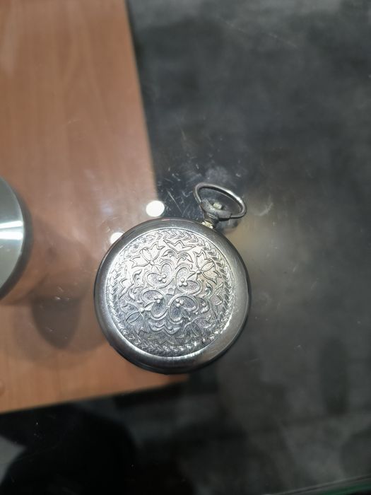 Stary zegarek kieszonkowy