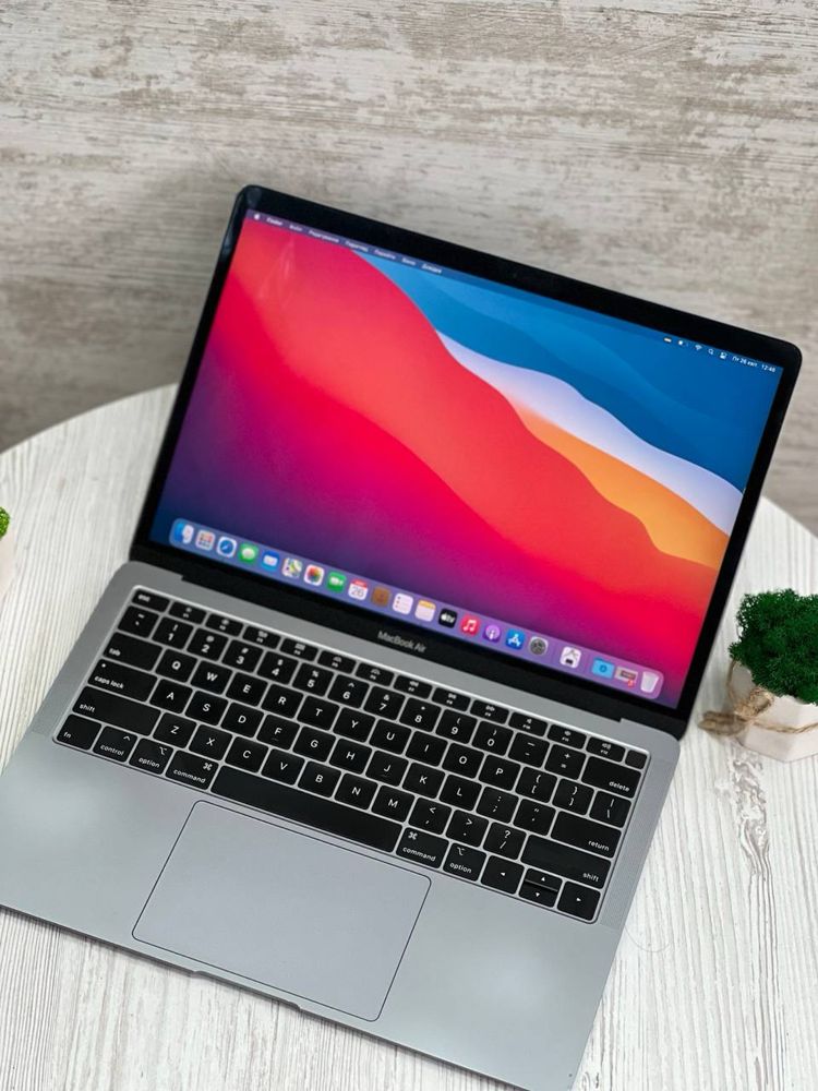 MacBook Air 2018 8/256 Gb Space A1932 макбук аир 2018