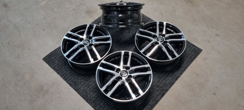 Yaris 15" Alufelgi nowe  4x100 Toyota Yaris Felgi Czarny Poler