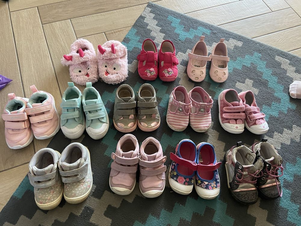 Buty, półbuty, buciki, pantofelki, baletki, kalosze, 21, 22, 23