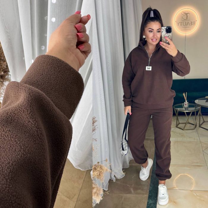 Жіночий костюм !