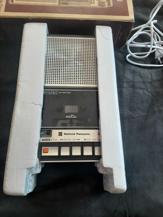 Магнитофон  National Panasonic RQ 2755