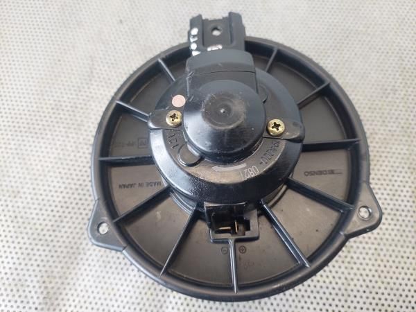 Motor da chauffage / sofagem TOYOTA Yaris (_P1_)