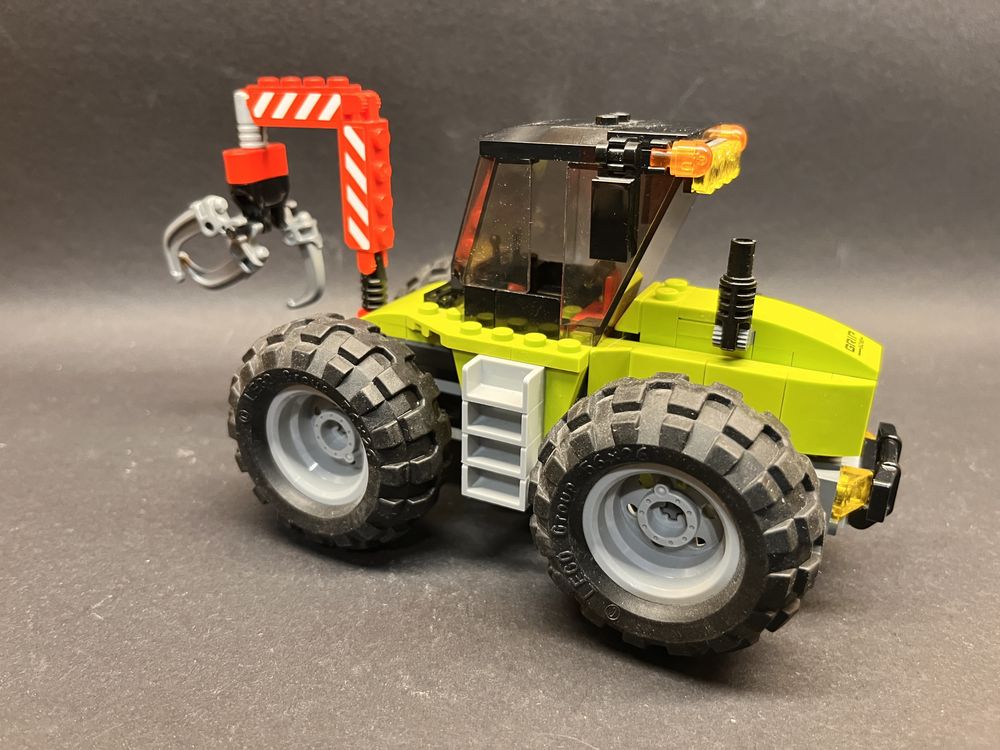 Lego Ciagnik, traktor  z zestawu 60181