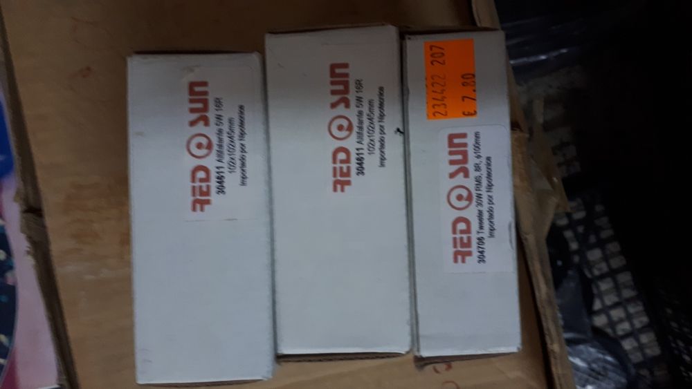 Colunas/subwoofers stock off