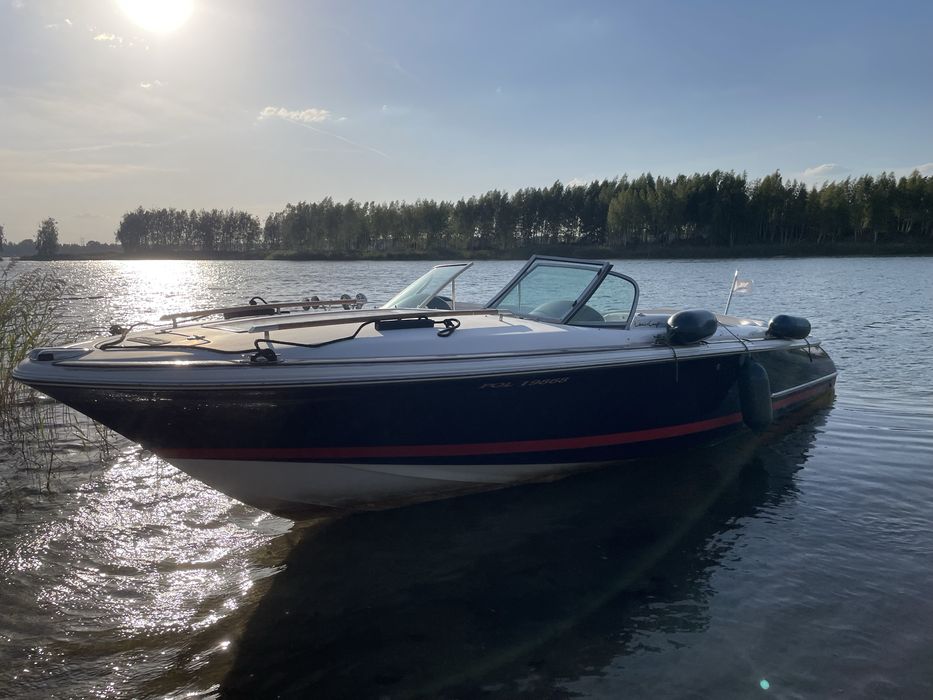 Motorówka Chris Craft Corsair 25 Heritage Edition, Volvo Penta 8.1 DP