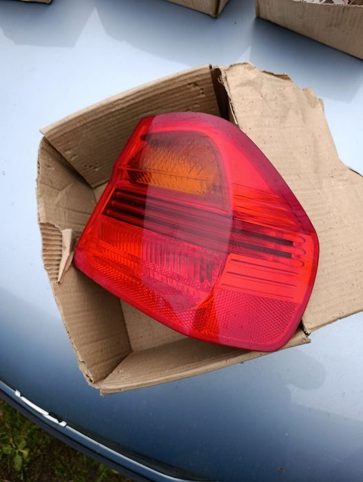 Nowa lampa tylna do BMW 3 E 90 made in Italia
