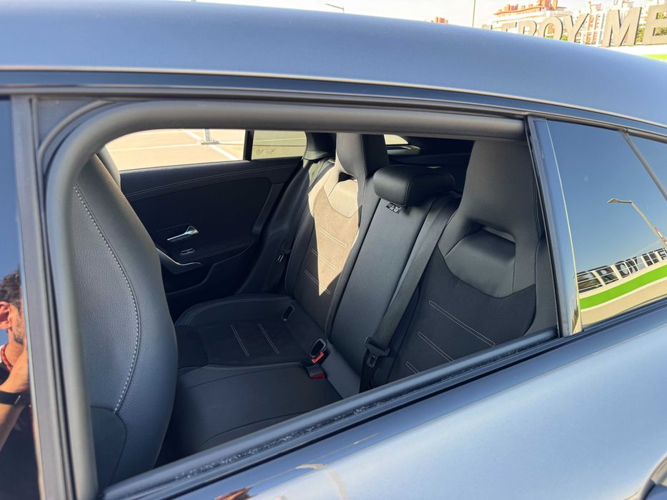 Mercedes CLA 250e AMG • Garantia Mercedes + 2 Anos • Impecável