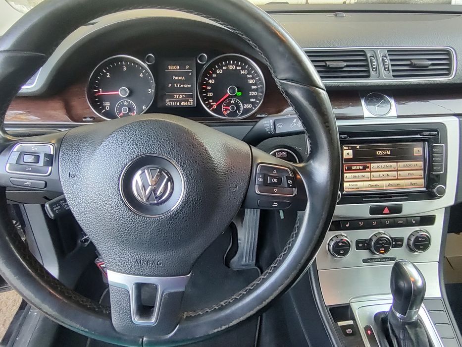 Продам Voltswagen PASSAT B7 2012 DIESEL