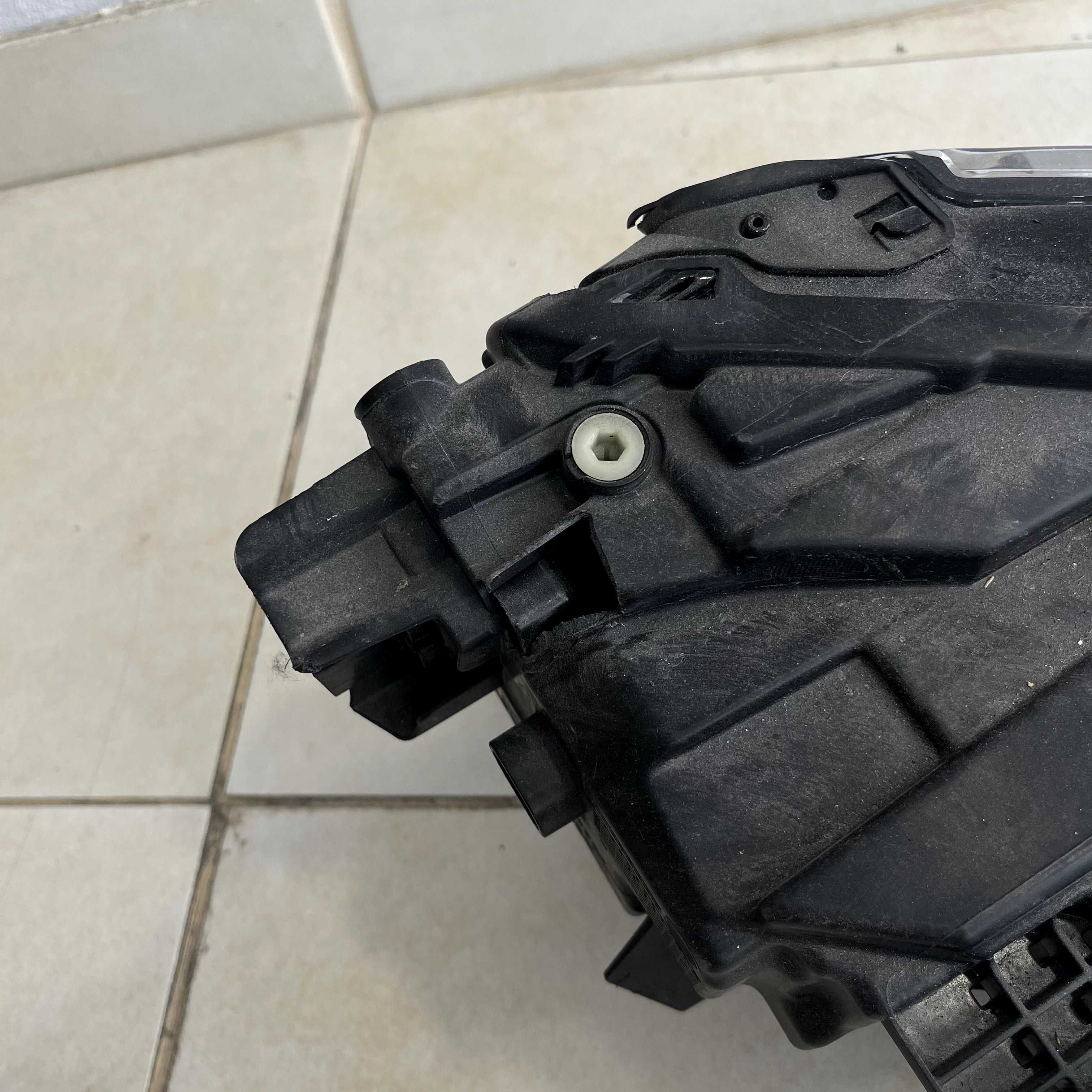Farol para Audi A3