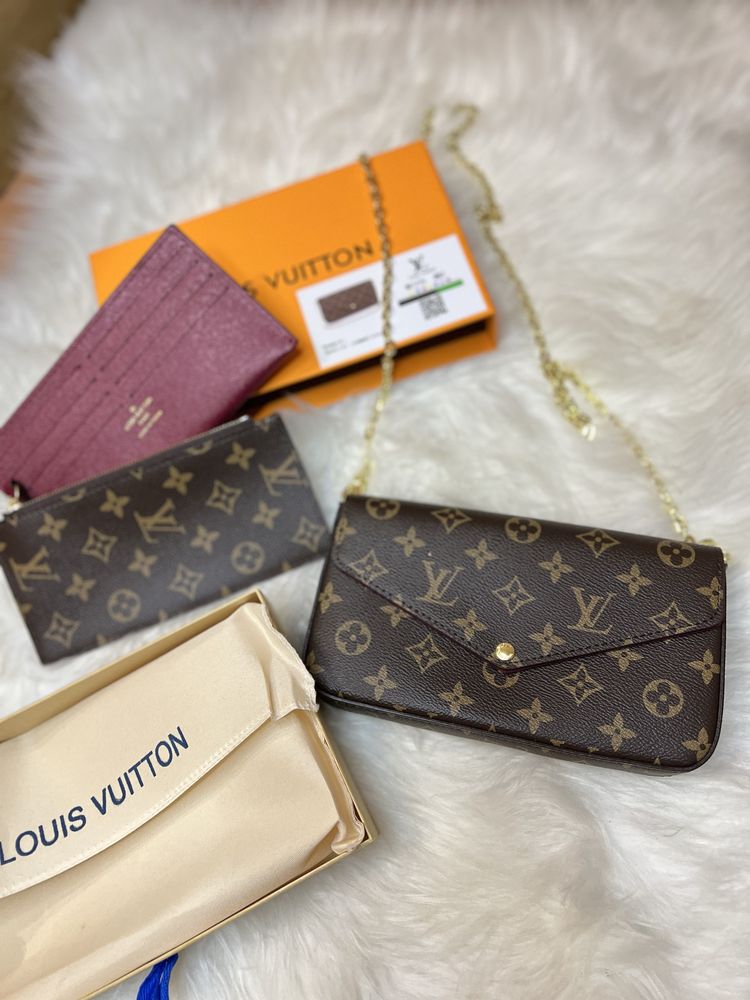 Клатч Louis Vuitton