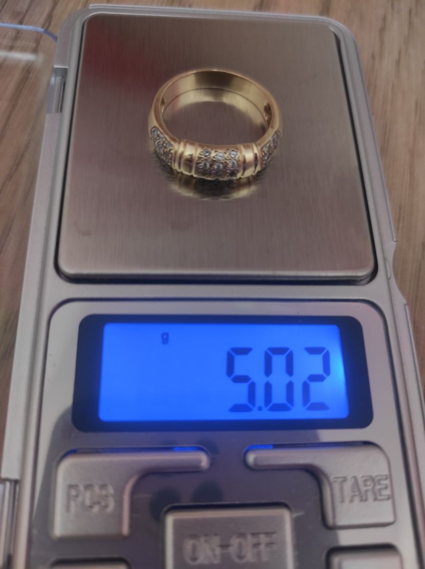 Złoty pierścionek 585