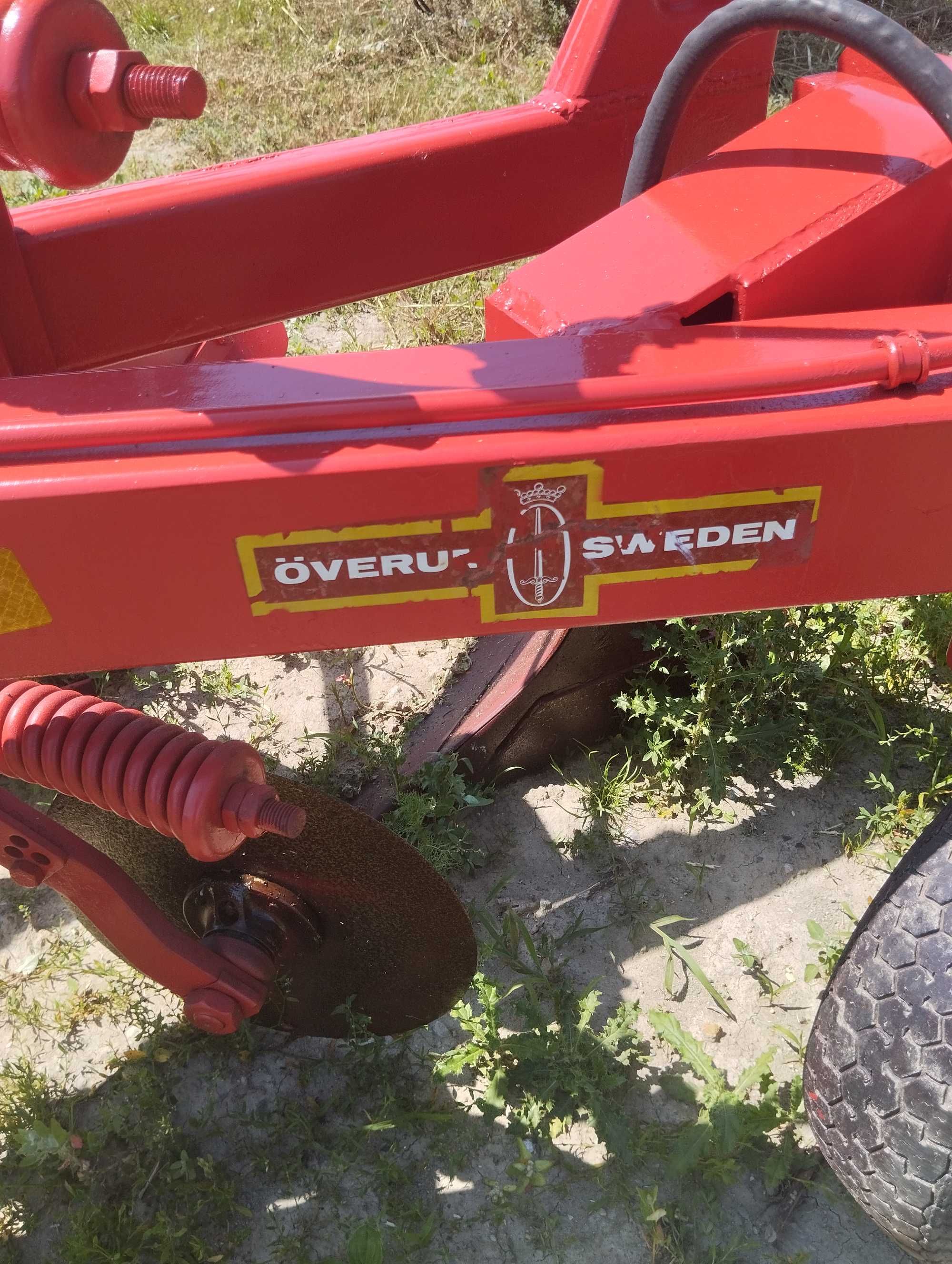 Pługi obrotowe 3-skibowe Overum