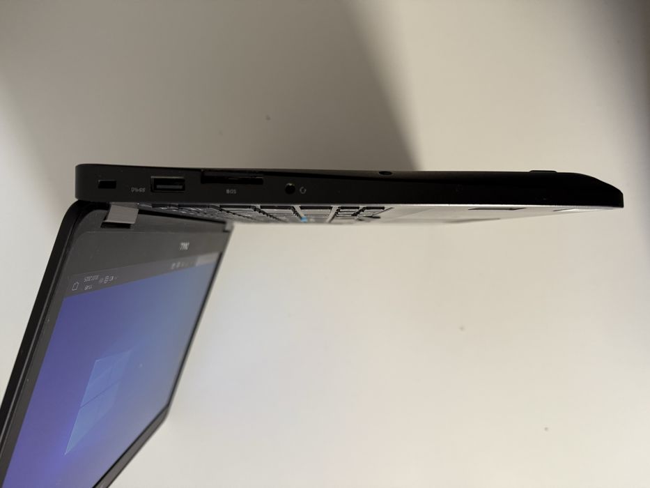 DELL lattitude 5470 i5