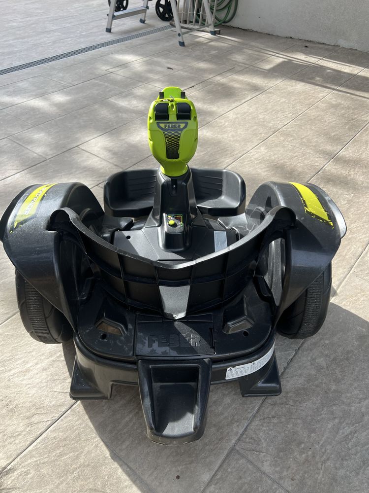 Feber Mad Racer 12v