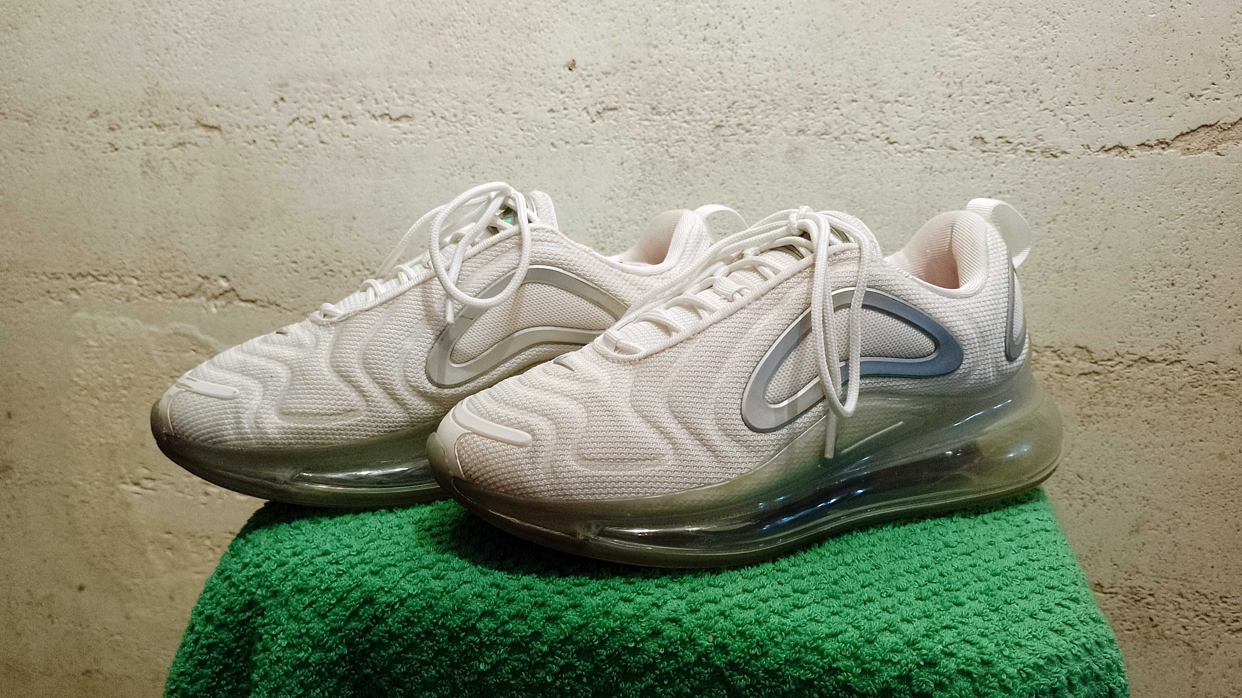 Sneakersy NIKE AIR MAX 720 r.36 stan bardzo dobry