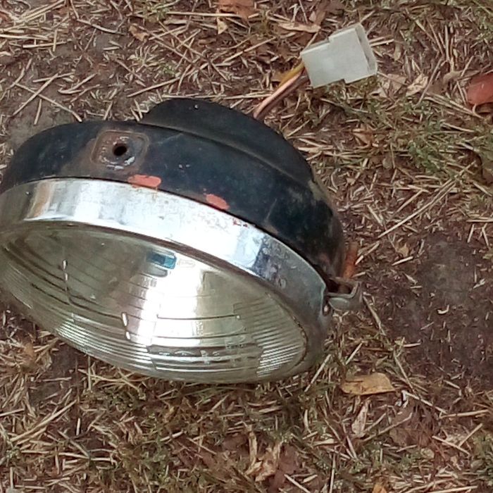 Фара от мотоцыкла