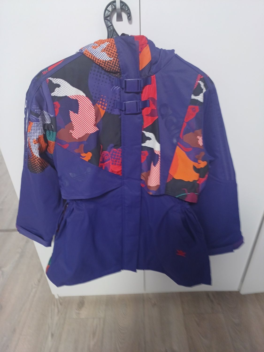 Парка adidas.ОРИГІНАЛ демісезонна