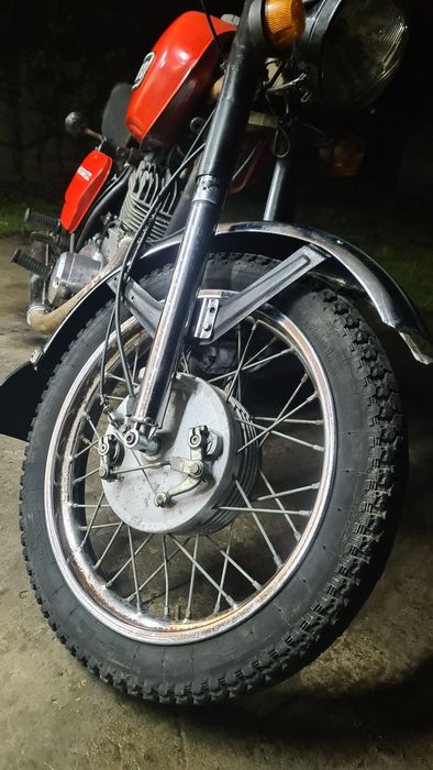 Мотоцикл іж планета 5