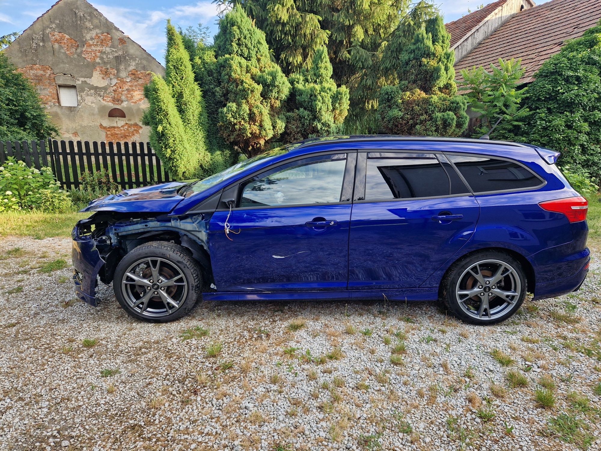 Ford Focus ST-LINE MK3 - facelifting, tylko 23 602 przebiegu