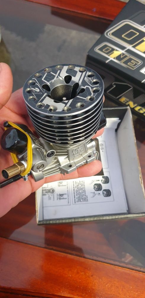 Motor ONE GT  IMPECÁVEL apenas 6litros gastos.