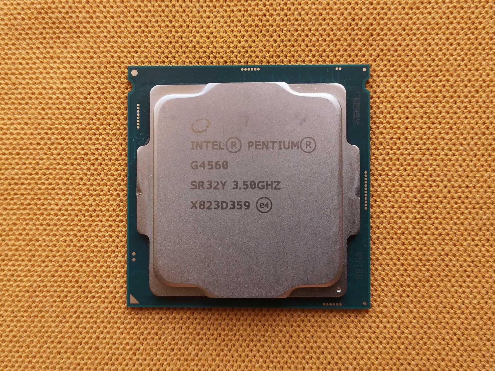Процесор   Socket 1151   Intel Pentium  G4560    (Kaby Lake)   3.5 GHz