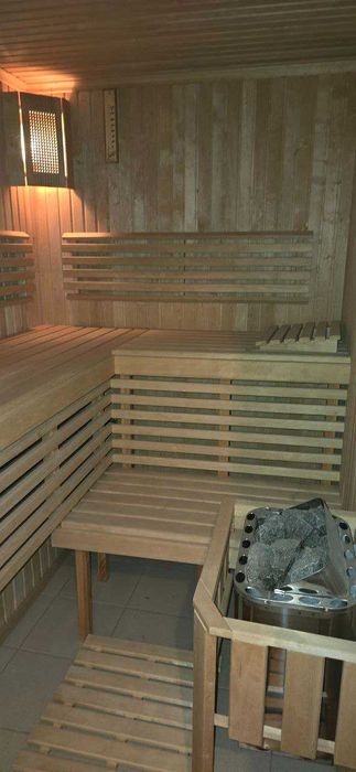 Дом в Золотой Горке, 20 соток, делимый участок, винный погреб, сауна