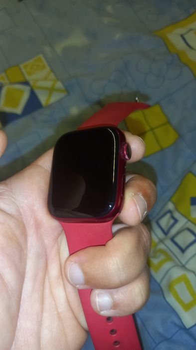 Apple Watch 7 Red Edition