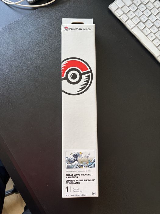 Pokemon Center Great Wave Pikachu & Friends Playmat