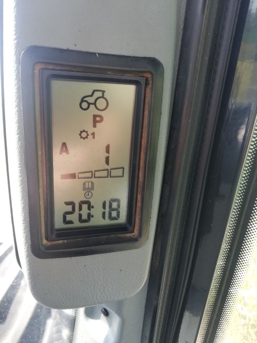 Brutto zadbana Valtra N123 137KM Hitec5 pełzaki 50km/h odp.N124 N113