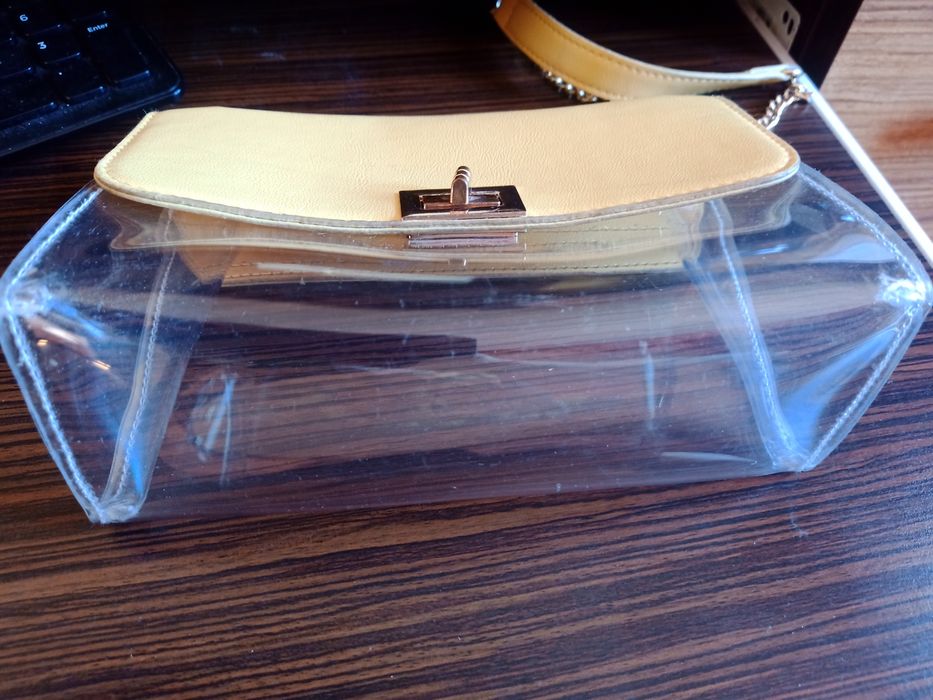 Żółta torebka na ramię łańcuch przezroczysta