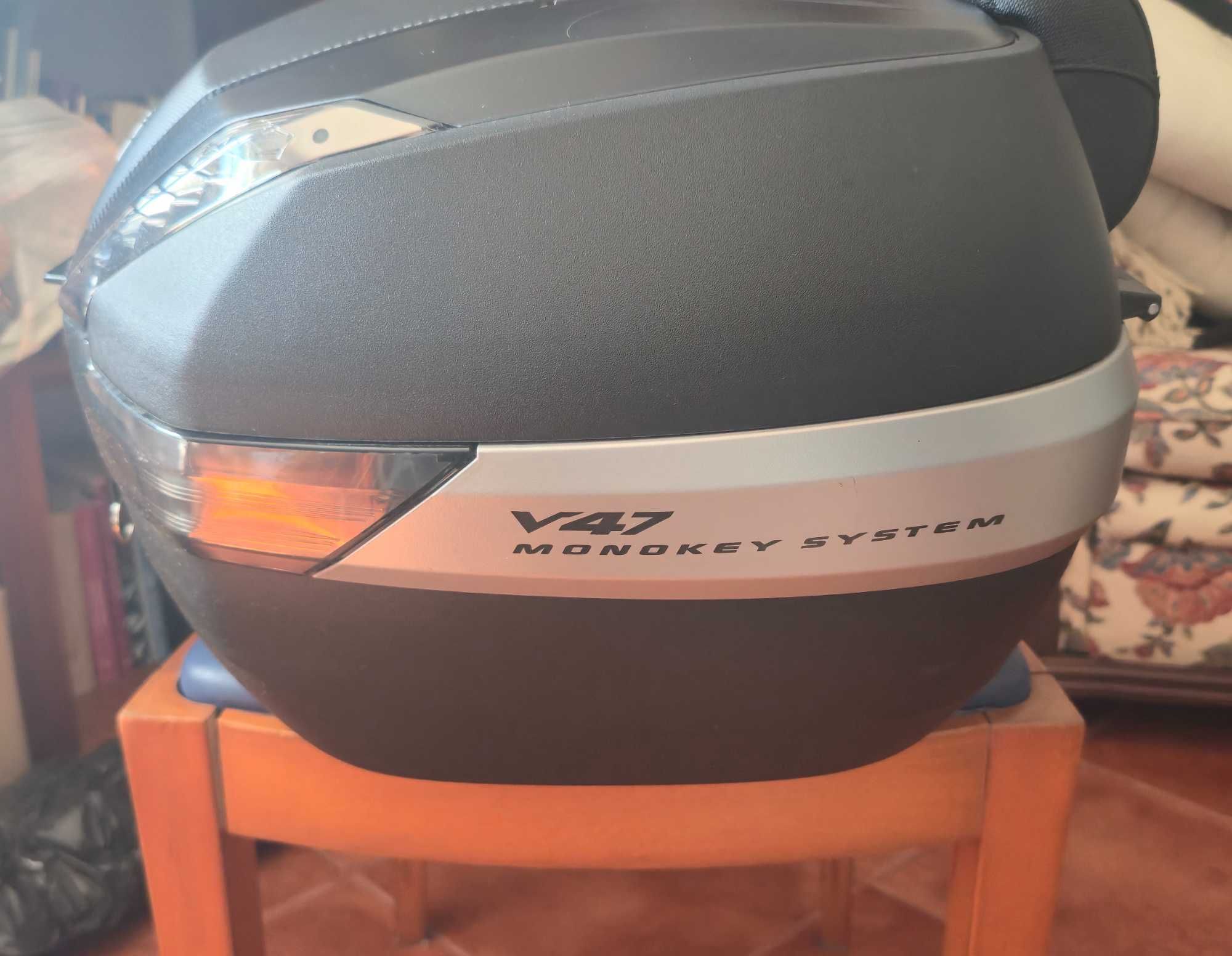 Top Case Givi V47NN Tech Monokey