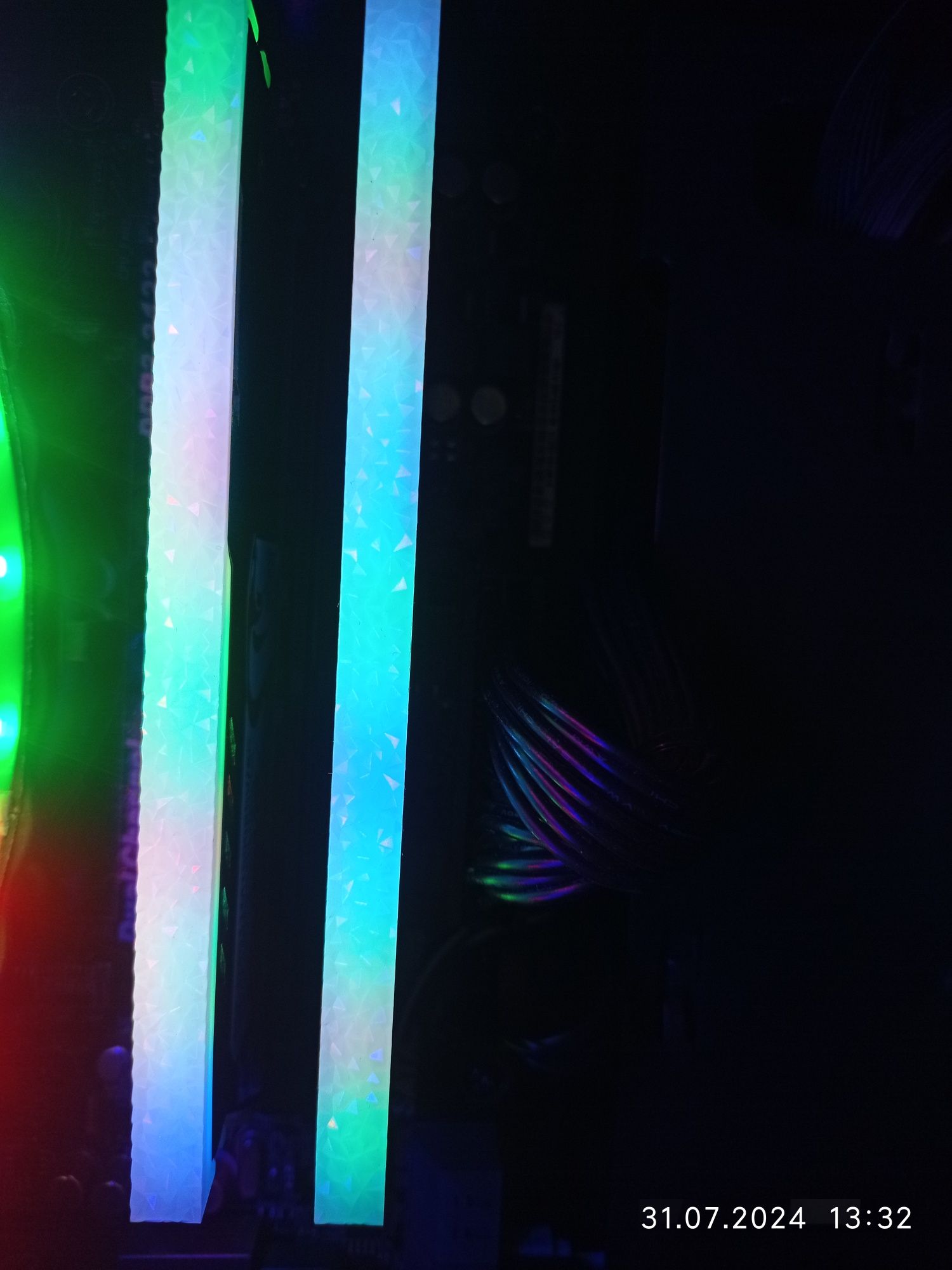 Оперативна пам'ять DDR3 Puskill з радіатором та підсвіткою