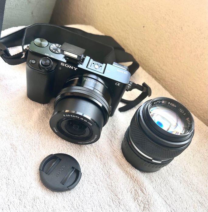 Câmara fotográfica ax6000