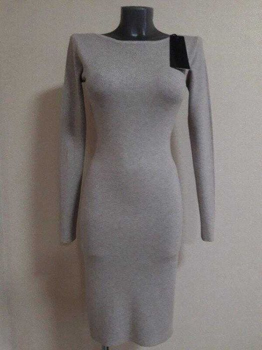 Облягаюча,мега якісна сукня-футляр в мікро-рубчик,з кашеміром,на 42/48