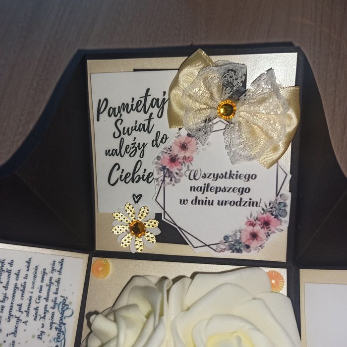 Exploding box pamiątka z okazji 18 urodzin