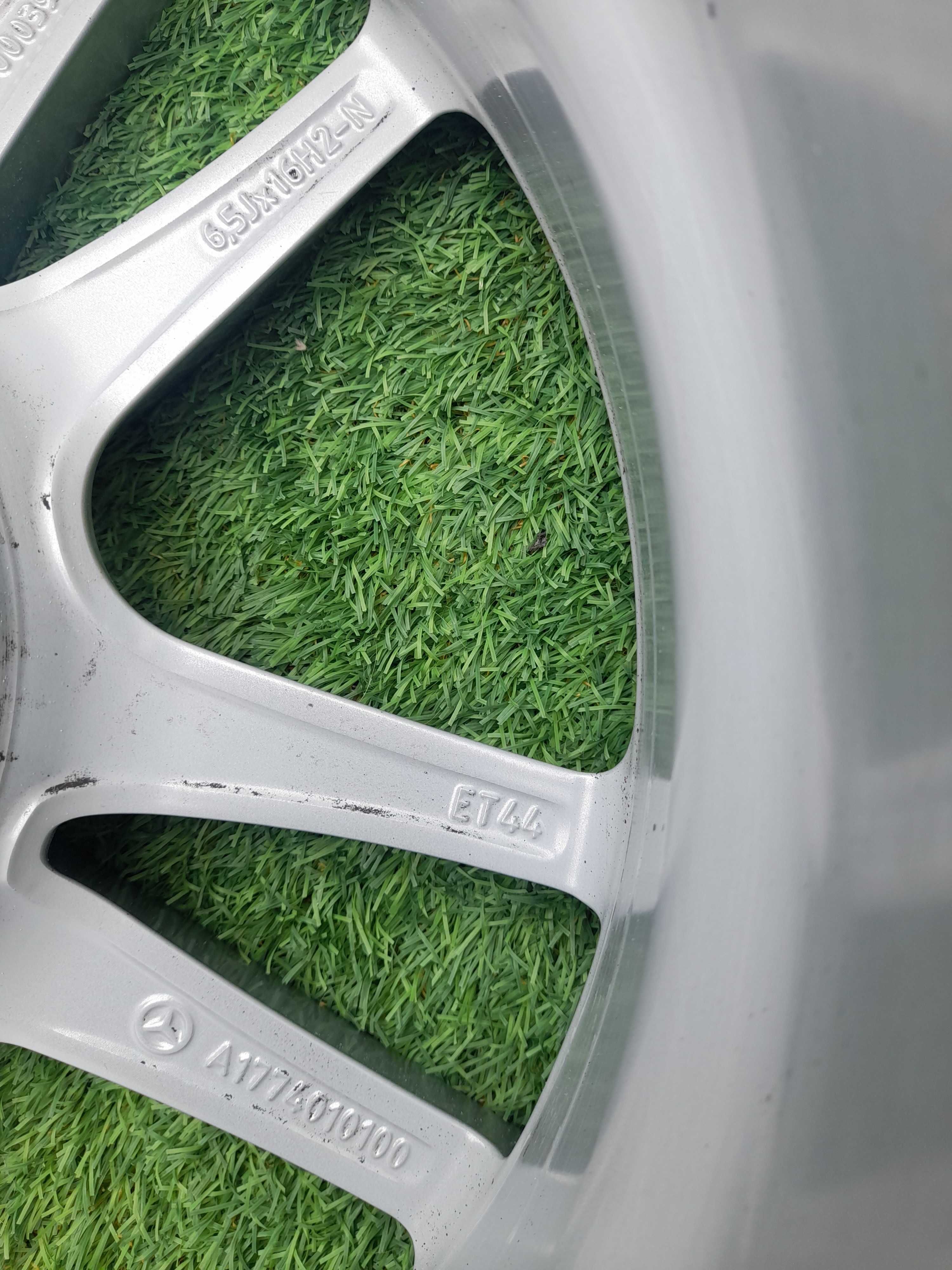 4 Jantes 16 5x112  Mercedes Classe A, B,  CLA, como novas Originais