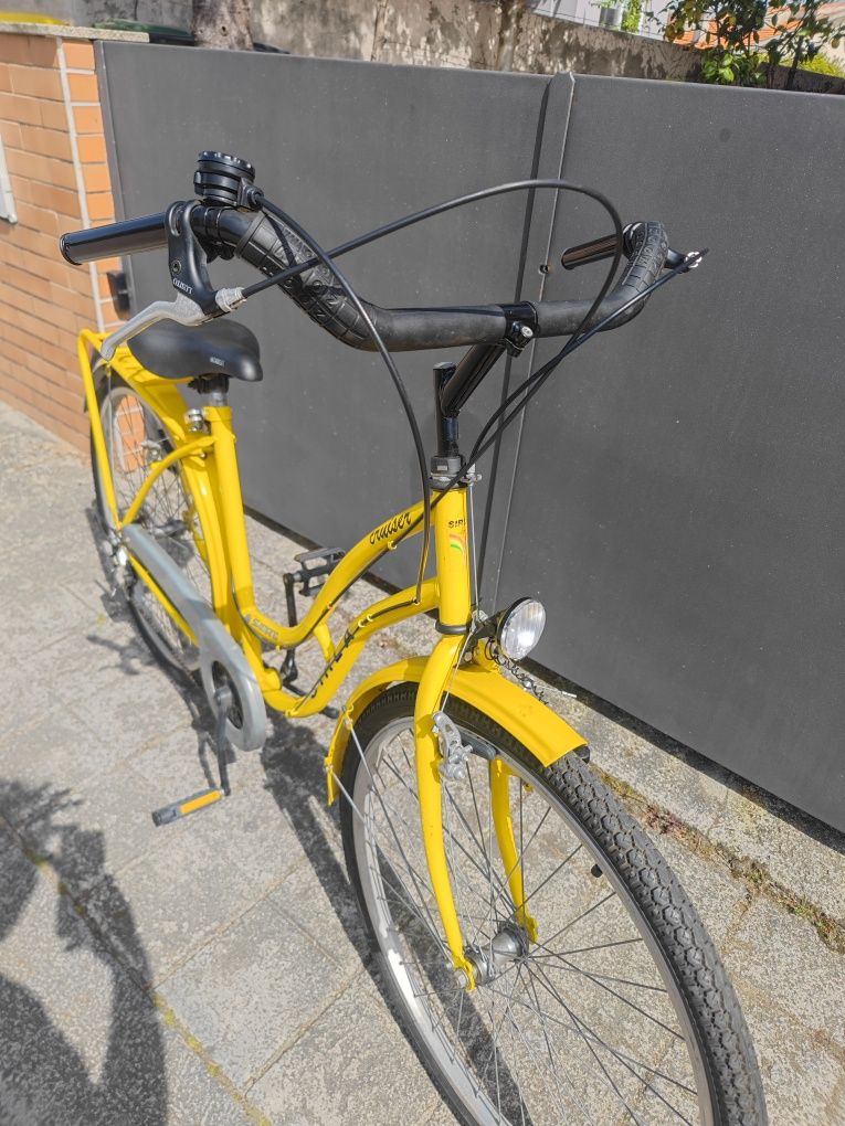 Bicicleta amarela