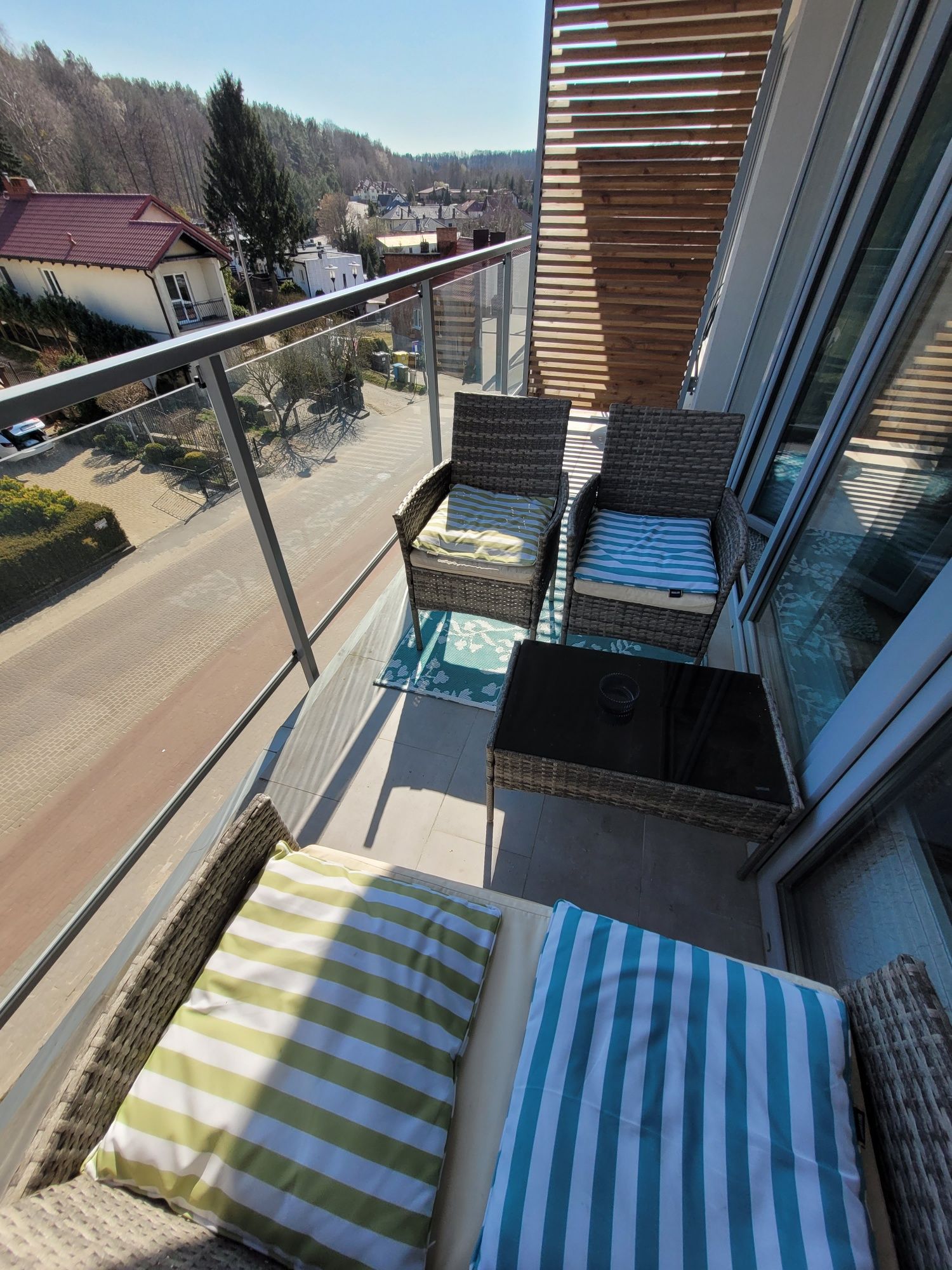 Apartament Pan Tu Nie Spał z widokiem na jezioro i Netflixem
