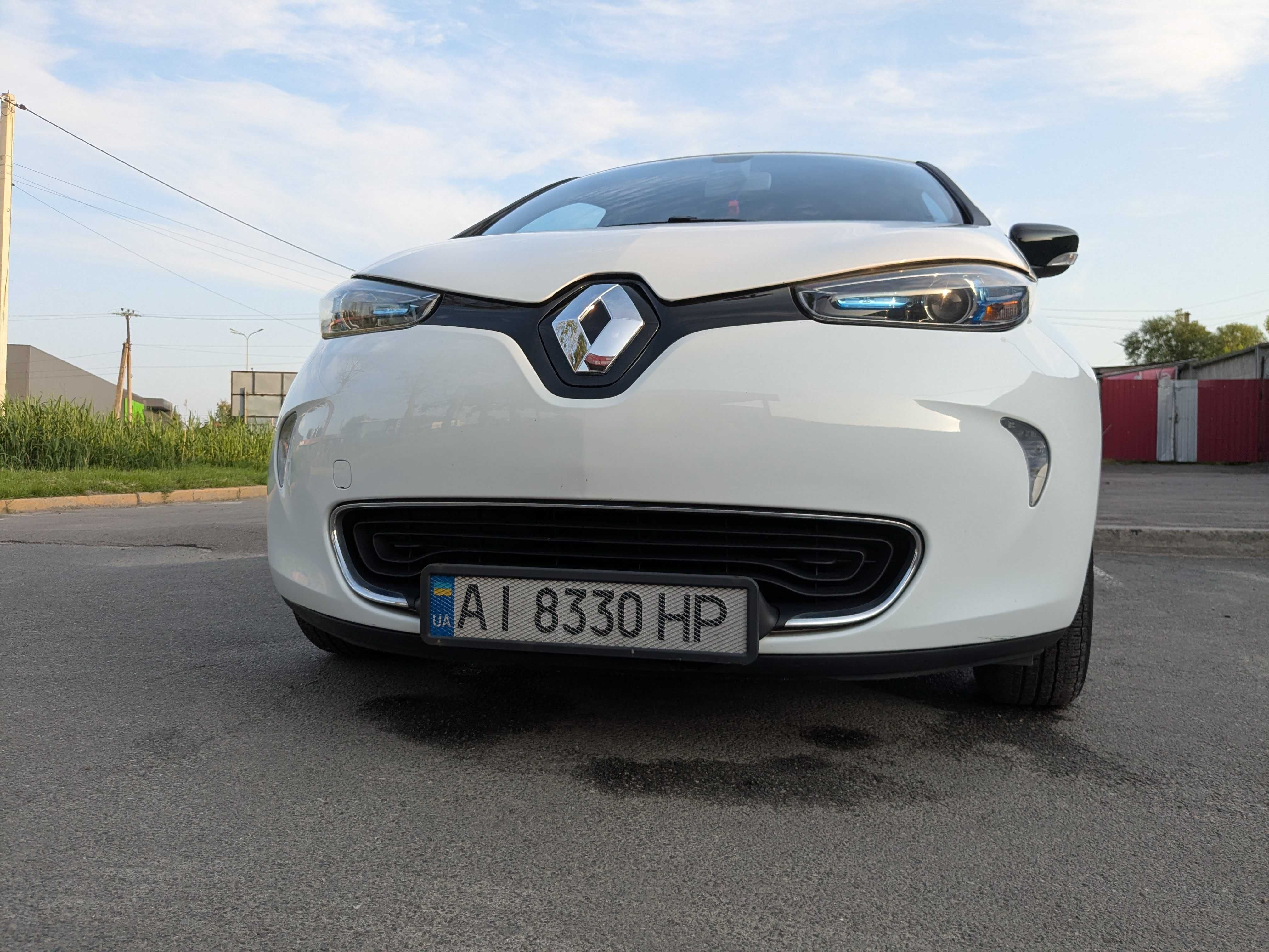 Renault Zoe 2015 240 25.9 kWh (88 к.с.) • Base