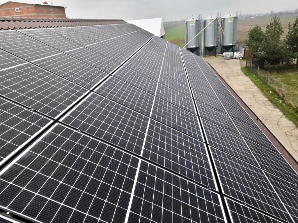 10kWp Instalacja fotowoltaiczna Risen & Sofar Dla firmy, rolnika, domu