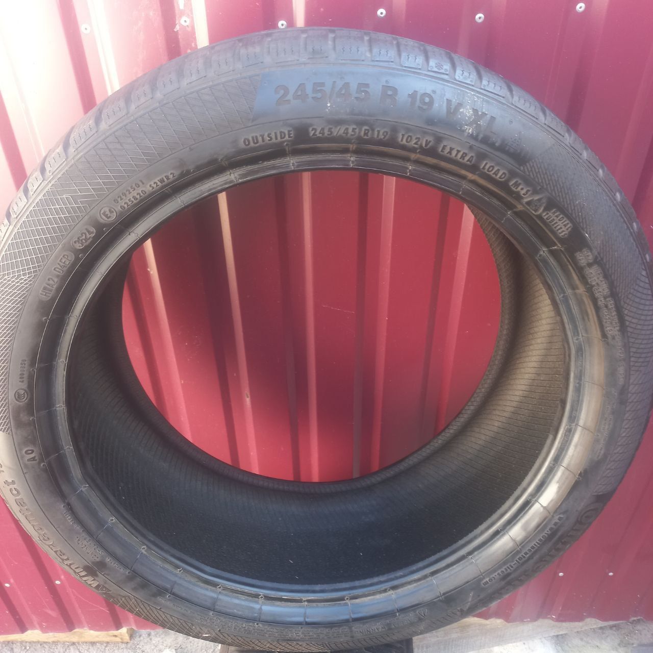 Continental 245/45 r19 2024 рік