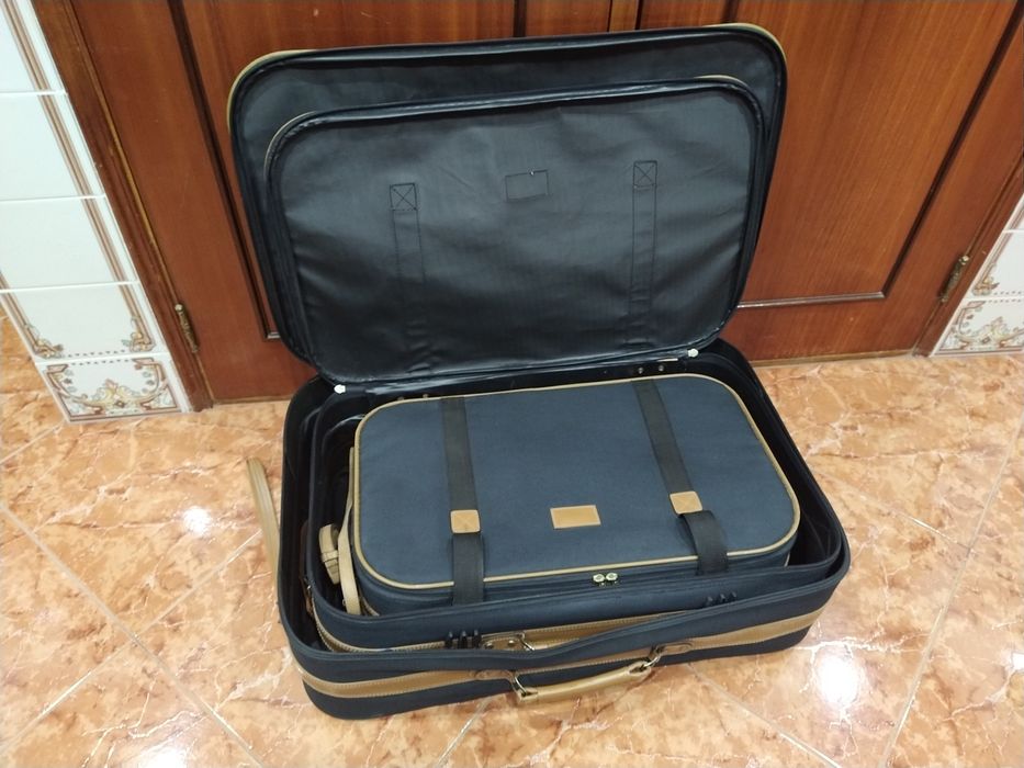 Mala malas de porão até 23 kg ou cabine até 8 a 10 kg