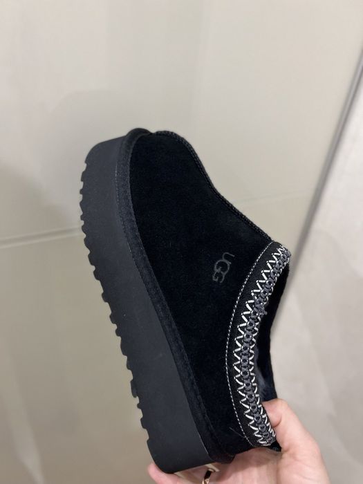 Уггі теплі зимові