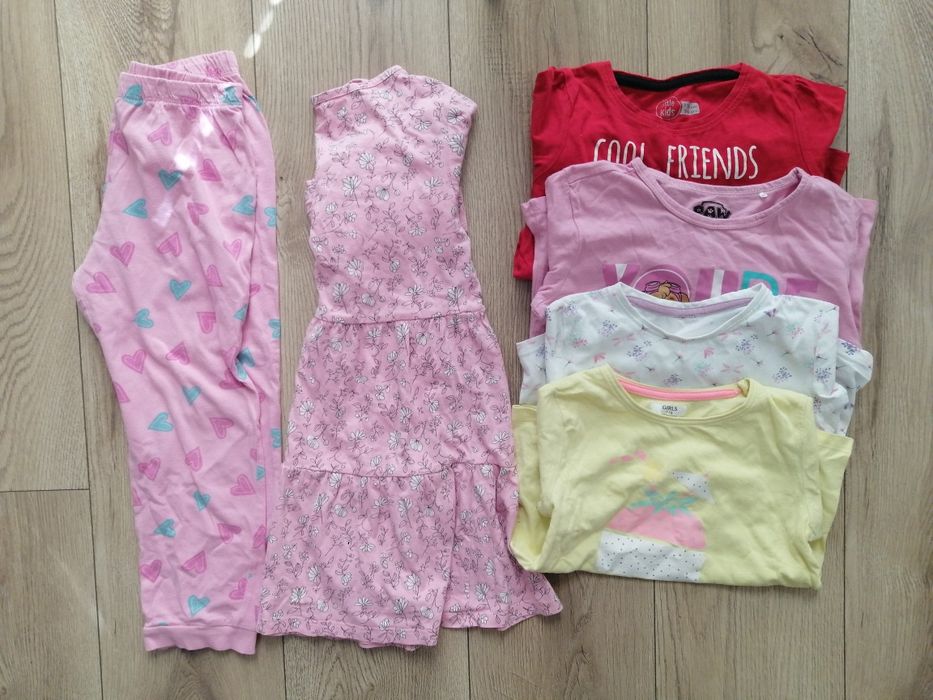 Paka ubrań 116 dla dziewczynki